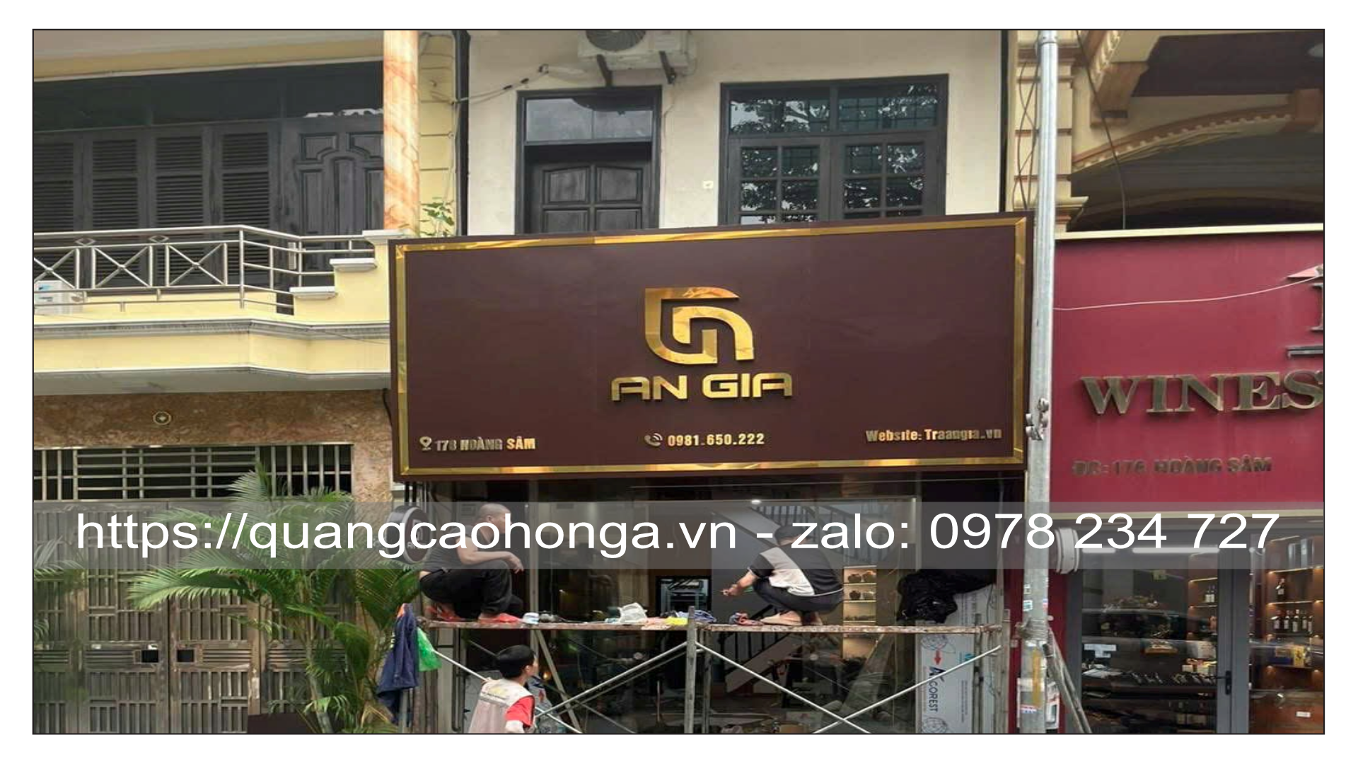 Thi công biển quảng cáo hộp đèn